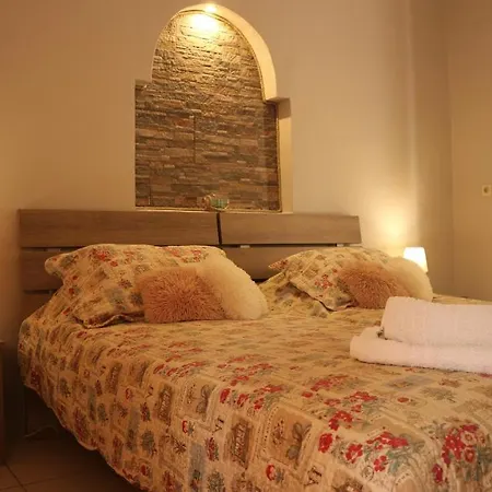 Angel Dahlia Collection Guest house